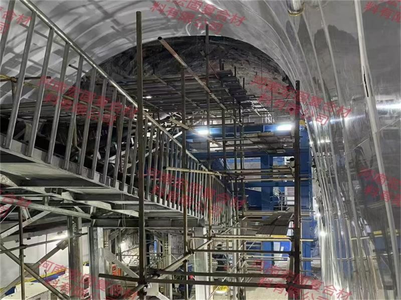 聚全氟復(fù)合板施工現(xiàn)場